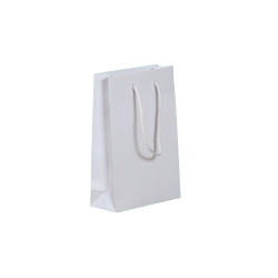  Zsinrfles fehr paprtska 24x35+10 cm